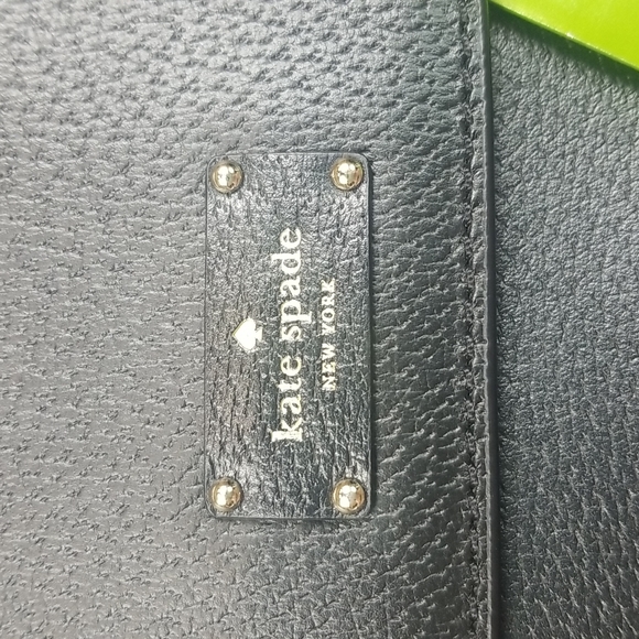 Black Kate Spade Grove Street Adelaide Crossbody - Picture 2 of 16